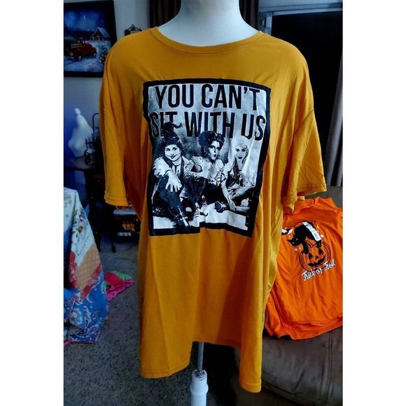 NWOT SHEIN HOCUS POCUS TSHIRT - Picture 1 of 1